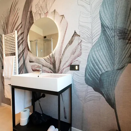 Al Centro * 佩斯坎蒂那